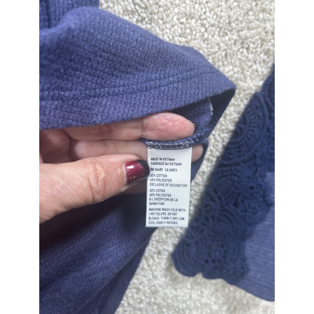 American Eagle Sweater Womens Small Blue Crochet Lace Long Sleeve Pullover Top - Picture 7 of 10